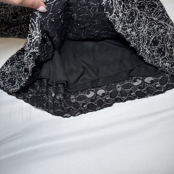 Maggie Barnes Plus Womens 2X Black White Lace Sparkle Tunic Blouse Elegant EUC - Picture 10 of 14